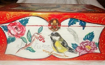 boîte peinte à la main thème nature oiseaux papillons et fleurs Sylvie G. création