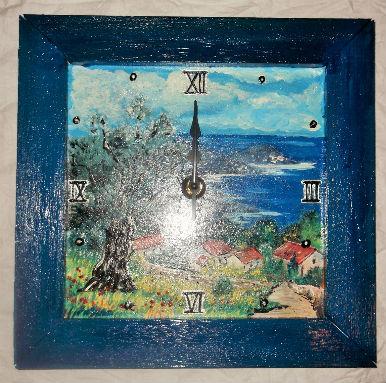 horloge peinte à la main paysage méditerranéen et mer Sylvie G . création